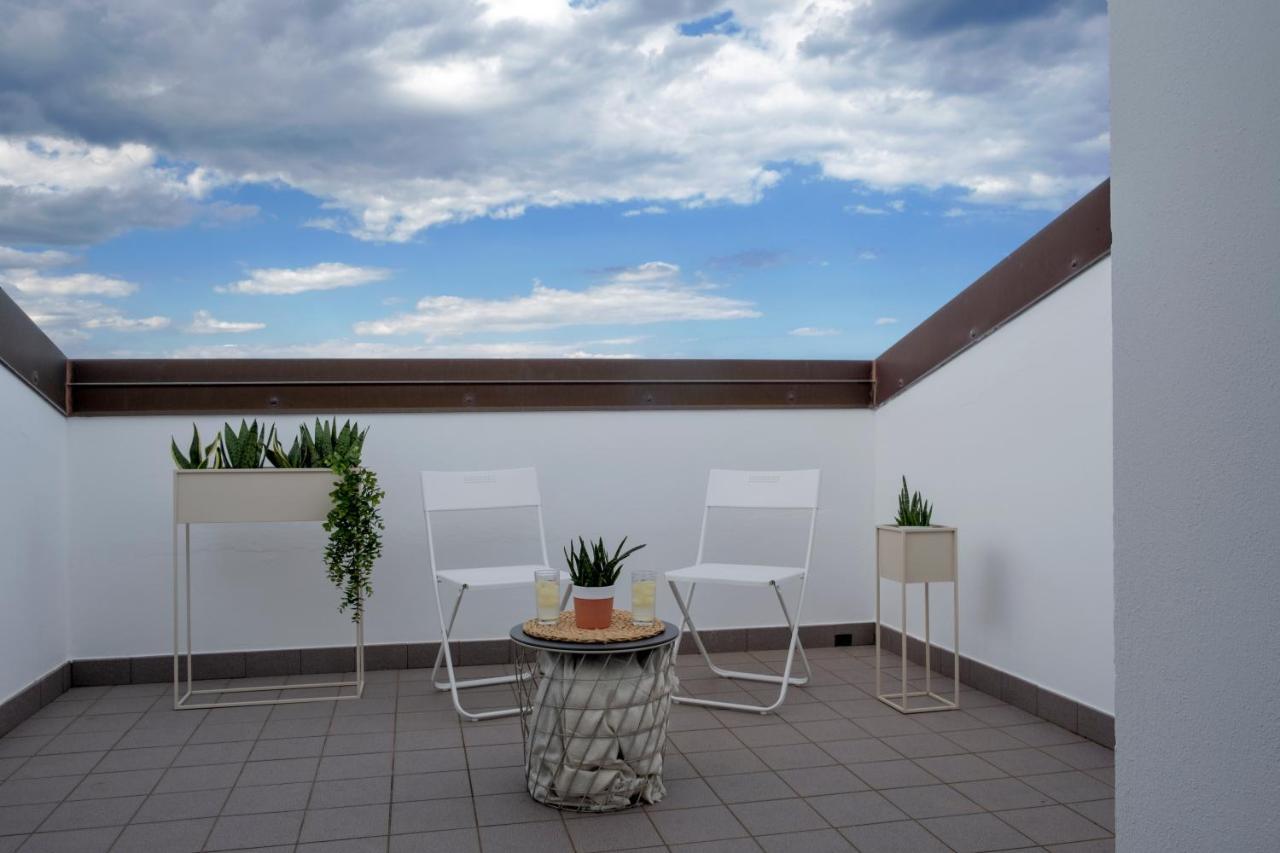 Appartamento Andrea'S House Locri Esterno foto